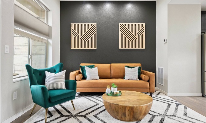 Northfield House | Central Park 2BR–Minutes to DIA & RTD-Summer Open