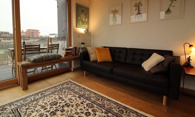 The Liberties Apartment | Central Penthouse Apartment by the River Liffey