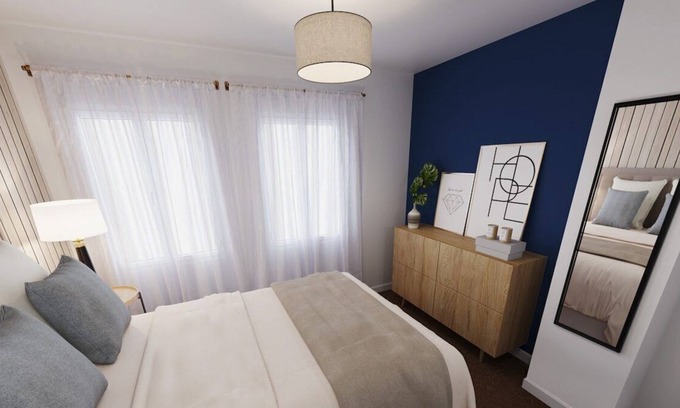 Hull Road House | Central Town House, Entire Place