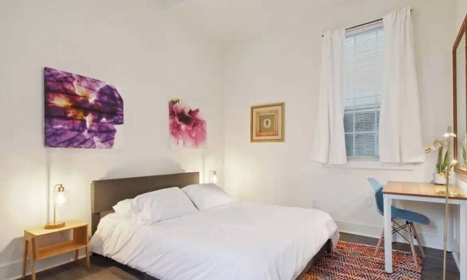 South 7th Ward Apartment | Centrally located 1bed 1bath,walk to French Q, Bourbon St. & Jazz venues