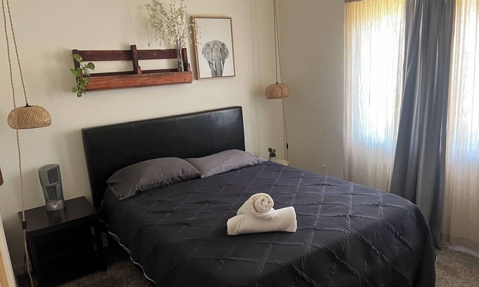 Riverside Apartment | Centrally Located 1BR&1BR Apartment Near UC Riverside, Grocery, & Nature Park.