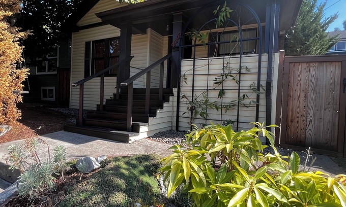 Central District House | Centrally located 3 bedroom 2 bathroom craftsman home.
