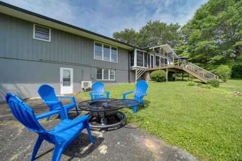 Brevard House | Centrally Located Brevard Home with Deck and Fire Pit!