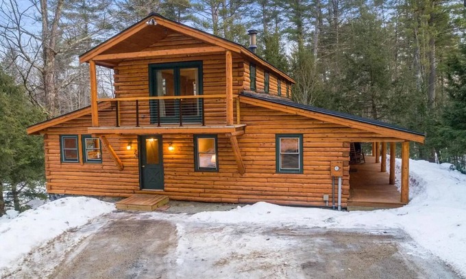 Newbury House | Centrally Located Custom Log House