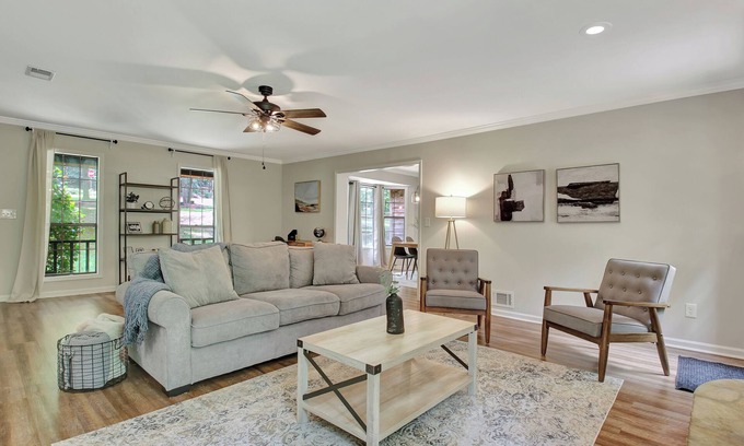 Fayetteville House | Centrally located 3bd/2ban