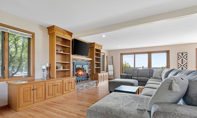 Green Bay House | Centrally located with easy access to Green Bay and Door County!