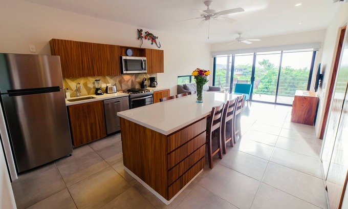P Chahue Condo | Centrally located with private rooftop terrace with views, BBQ and shared pool.