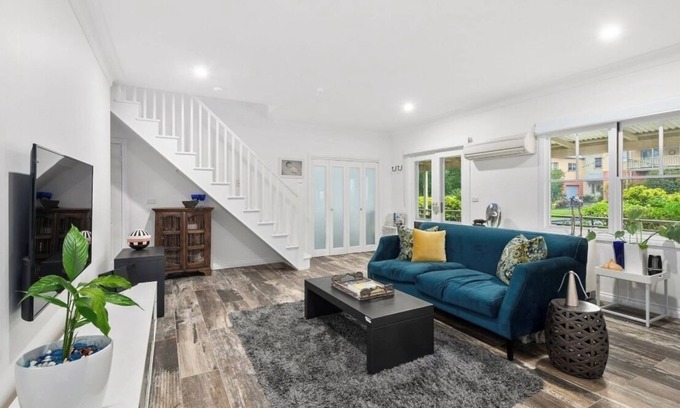 Kangaroo Valley Villa | Centre of the Village