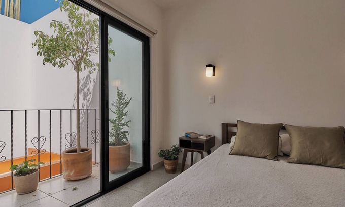 Centro House | CENTRICO LIVE C603