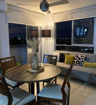 San Juan de Dios Apartment | Centro histórico Downtown Depto completo alberca climatizada AC parking free seguridad 24 hras