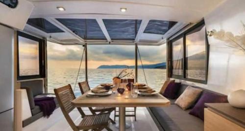 Ibiza City Centre Boat Rental | Centro Ibiza Catamaranes y Velero
