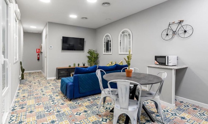 Cuatro Caminos Apartment | Cerca Santiago Bernabéu - Apartamento TORRE PICASSO