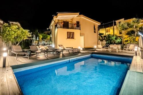 Corbara House | Cerchia Apartments