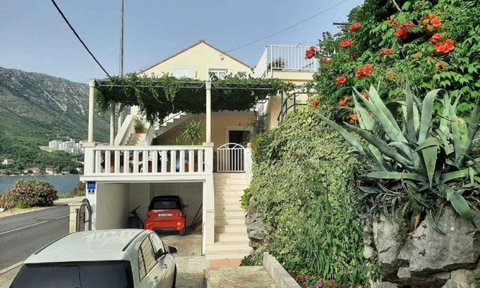 Sustjepan Apartment | Cetinic Apartment