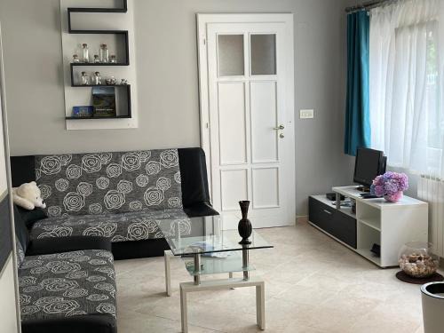 Donje Polje Apartment | Cetinje Apartments