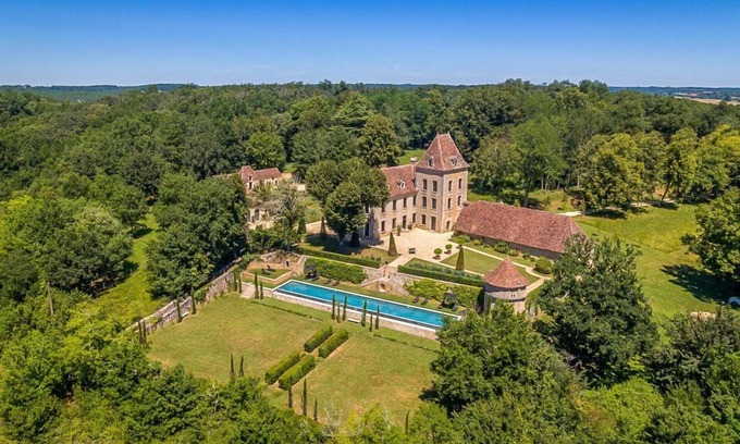 Saint-Georges-de-Montclard Other | Chateau Sainte Martine
