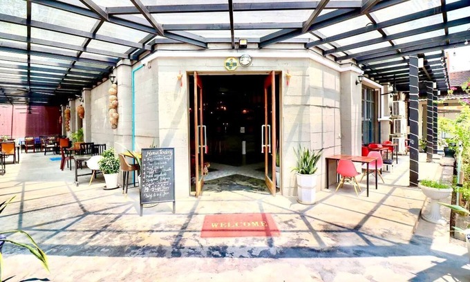 Daun Penh Hotel | Chak Tomouk Mongkul Hotel