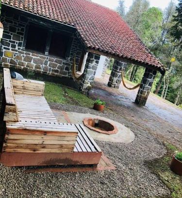 Vila Poran Ski Chalet | Chalé aconchegante na Vila Inglesa