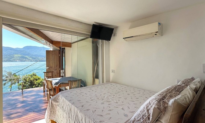 Cambaquara Ski Chalet | Chalé Jabuticabeira com Wi-Fi e vista para o mar