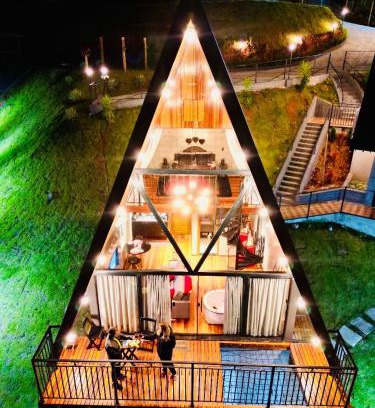 Campos do Jordao Ski Chalet | Chalés de Luxo Monte Lorobell A-Frame