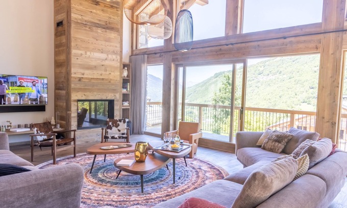 Les Belleville Ski Chalet | Chalet with jacuzzi, sauna, massage