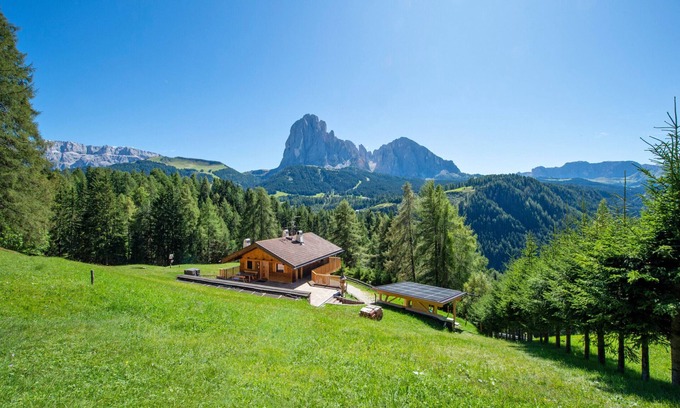 Santa Cristina Val Gardena Ski Chalet | Chalet Aghel 145A