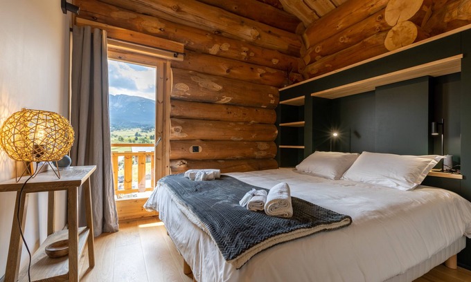 La Cabanasse House | Chalet L’Axurit - Familial, Jacuzzi, Sauna.