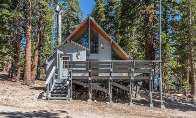 Mammoth Lakes Ski Chalet | Chalet #10, Bike/Hike in Summer at Ski in Ski Out
