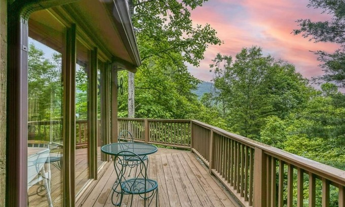 Big Canoe Ski Chalet | Chalet 141 - Peaceful wooded views, cozy interiors, plus wifi!