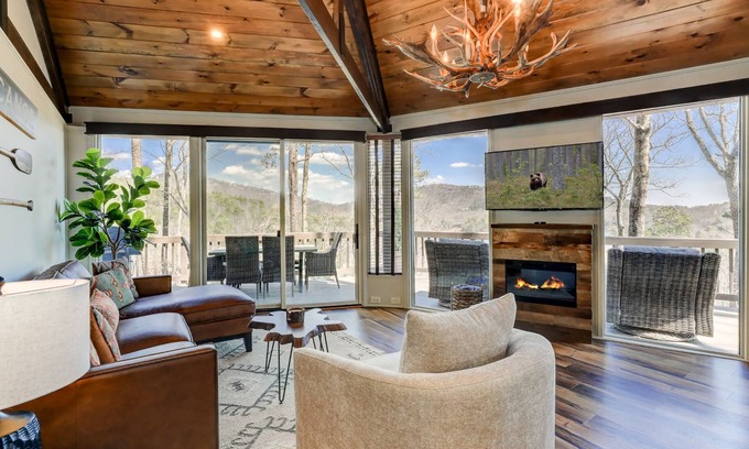 Big Canoe Ski Chalet | Chalet 254 - Cozy luxury in Big Canoe!