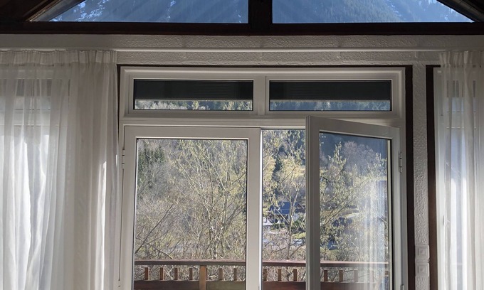 Thollon-les-Memises Ski Chalet | Chalet 3 bedrooms, 2 bathrooms, 70m2, south-facing with mountain views.