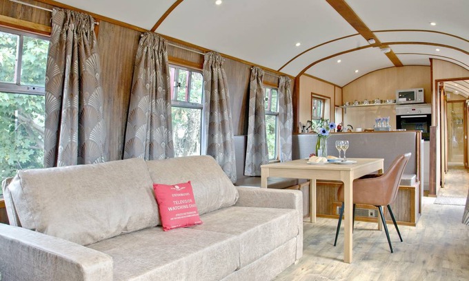 Dawlish Warren Ski Chalet | Chalet ∙ 3 bedrooms ∙ 6 guests