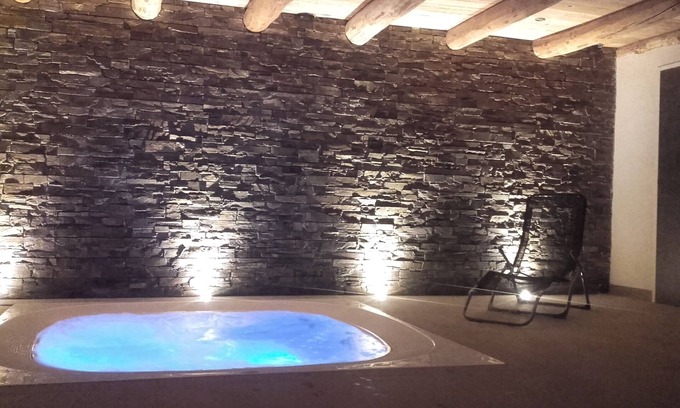 Cervieres Cottage | Chalet 6/9 places. Jacuzzi, sauna, fireplace, ideal location for hiking.