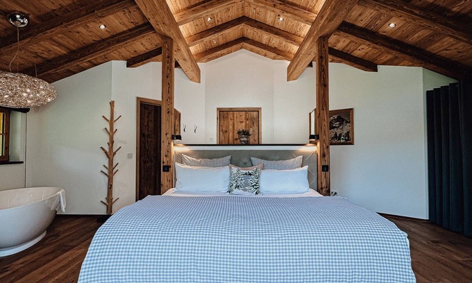 Bayrischzell House | Chalet Alpin with private whirlpool and sauna - Bayrischzell Chalets