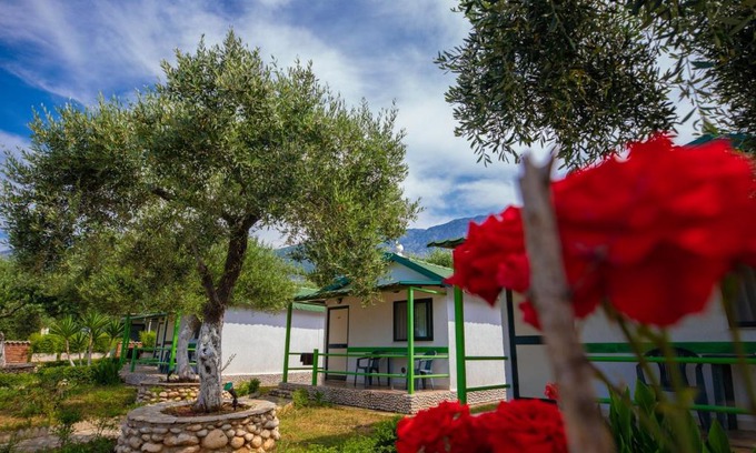 Dhermi Ski Chalet | Chalet Ambel