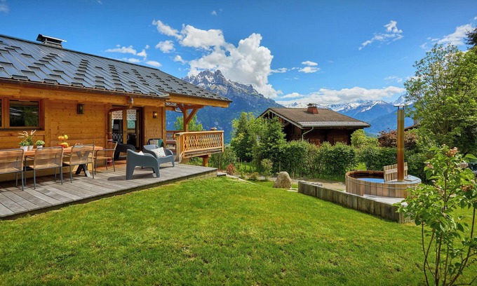 Cordon Ski Chalet | Chalet Anselme - luxury stay for 10 with Mont Blanc views - OVO Network