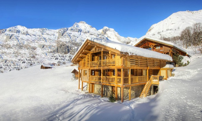 Le Grand-Bornand Ski Chalet | Chalet Argali - luxury ski-in ski-out base for 14 - OVO Network