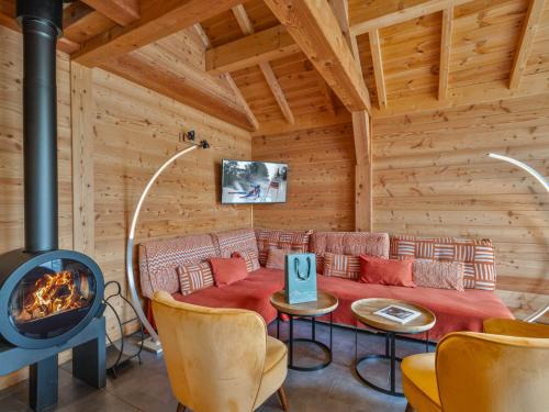 Monetier-les-Bains Ski Chalet | Chalet Authentique Près du Village, 5 Chambres, Balnéo - FR-1-808-2