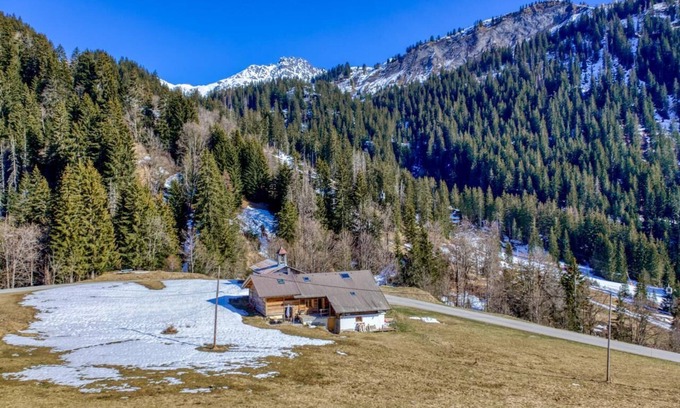 Hauteluce Ski Chalet | Chalet "Beaufortain La Pachna"