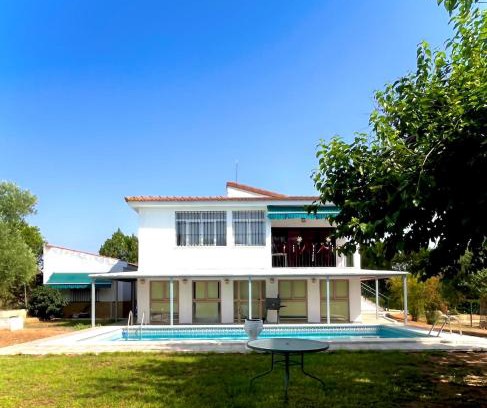 Sanlucar la Mayor House | Chalet con piscina privada
