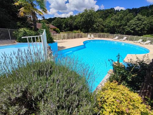 Mauroux House | Chalet, Confort, Loisirs et Piscine