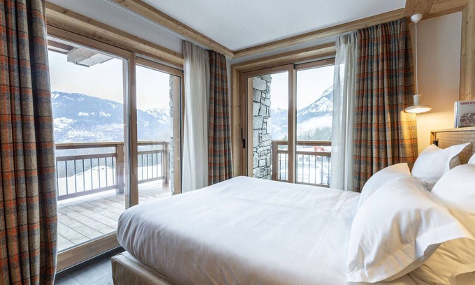 Le Praz Ski Chalet | Chalet Courchevel, 5 bedrooms, 10 persons