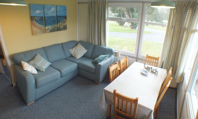 Haverfordwest House | Chalet Cwtch