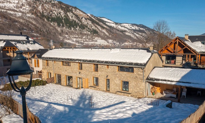 Peyragudes Ski Chalet | Chalet de Soos classified 4 * AT THE FEET OF PEYRAGUDES