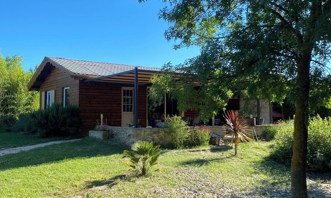 Saint-Paul-les-Fonts Ski Chalet | Chalet du Moulin des fontaines near the Pont du Gard
