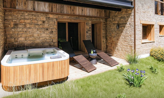 Le Bettaix Ski Chalet | Chalet Ferret- Luxurious ski in ski out holiday with jacuzzi - OVO Network