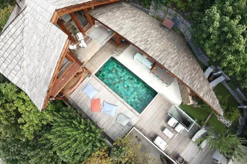 Briancon Ski Chalet | Chalet FLOCON Serre Chevalier cinéma sauna jaccuzi, piscine été