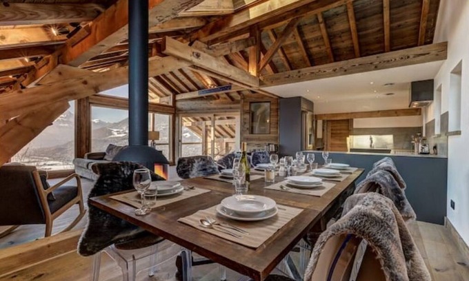 Saint-Gervais-les-Bains Ski Chalet | Chalet - Stunning Views & Walkable to Lifts/Town