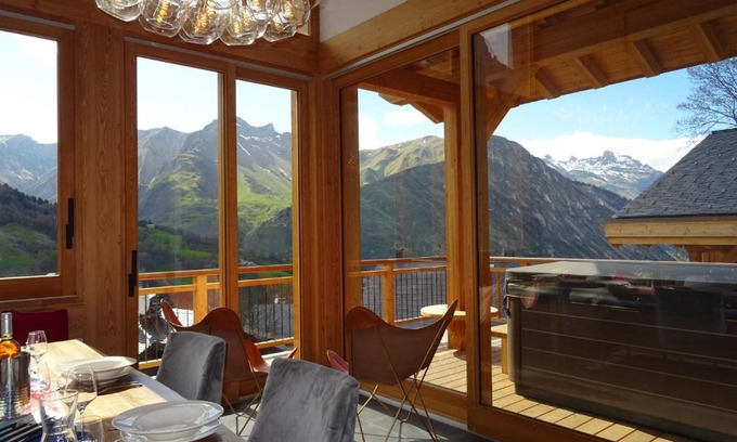 Saint-Martin-de-Belleville Ski Chalet | Chalet avec jacuzzi, sauna, accès direct aux pistes et Wifi - FR-1-344-744