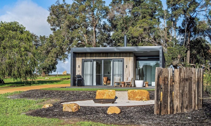 Metricup Ski Chalet | Chalet Grove | Walburra Brook Off-grid Luxury stay